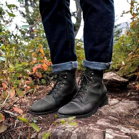 Berg-Feldt | Retro Schnürstiefel für Männer